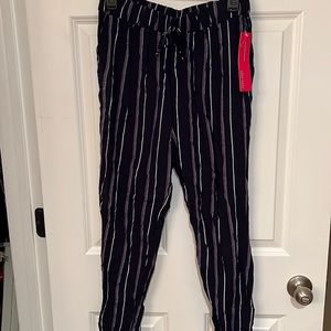 NWT High Waisted Crop Pants